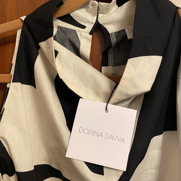 Unique Asymmetrical blouse - Picture 3 of 5